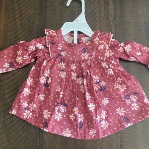 Brand NWT Carters Outfit